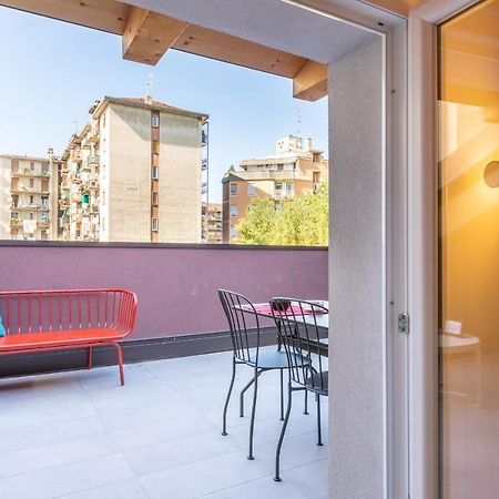 Joivy Contemporary Apartments In Historical Giambellino-Lorenteggio Milan Extérieur photo