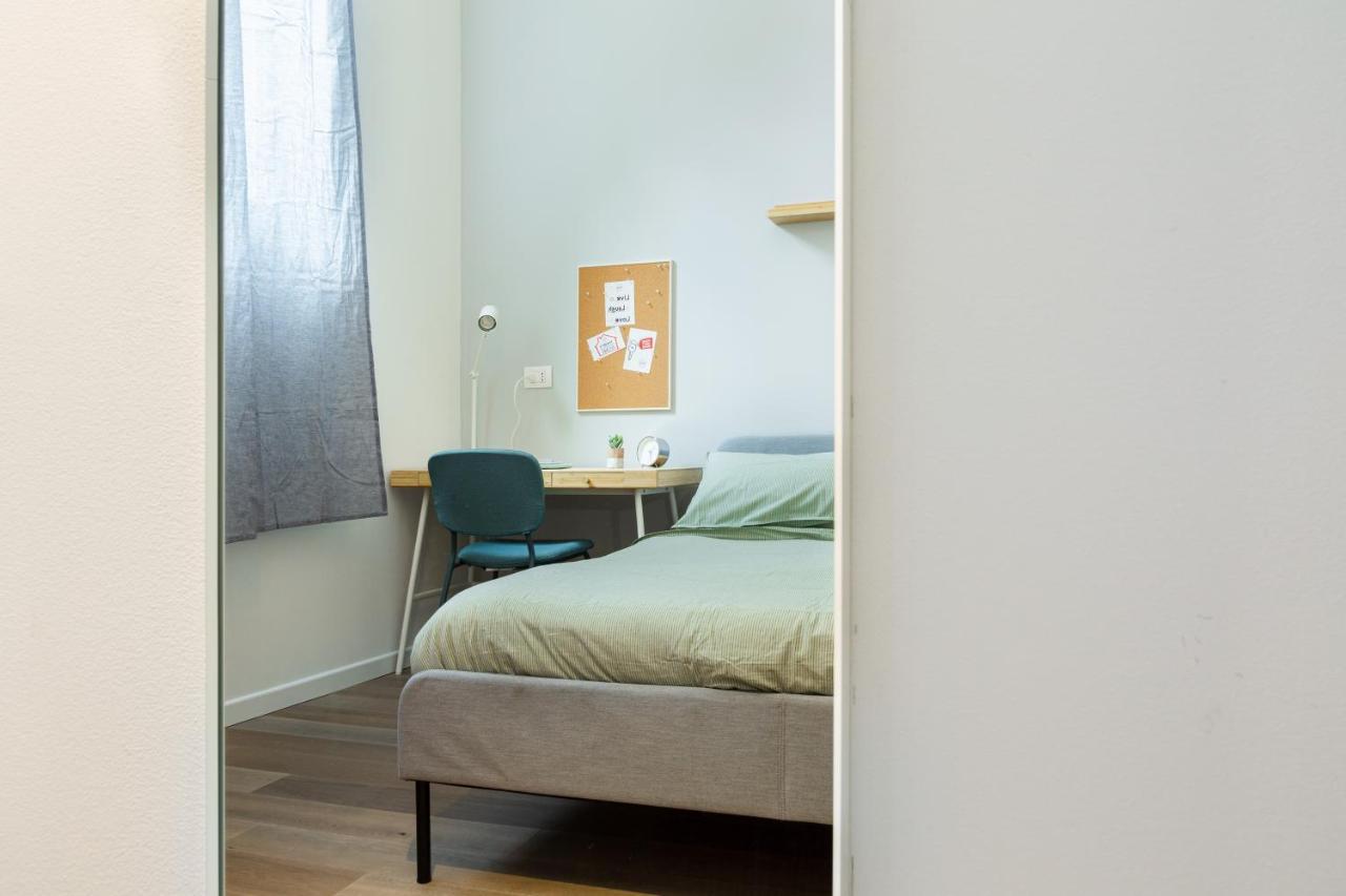 Joivy Contemporary Apartments In Historical Giambellino-Lorenteggio Milan Extérieur photo