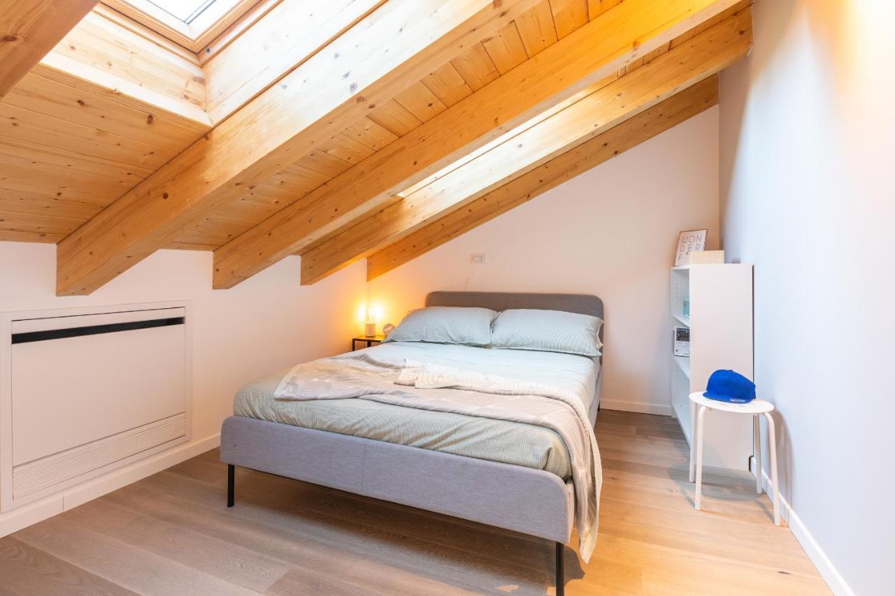 Joivy Contemporary Apartments In Historical Giambellino-Lorenteggio Milan Extérieur photo