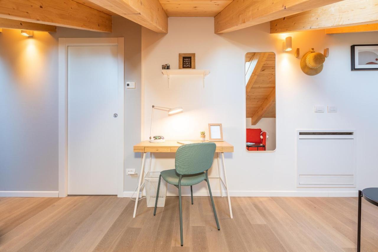 Joivy Contemporary Apartments In Historical Giambellino-Lorenteggio Milan Extérieur photo